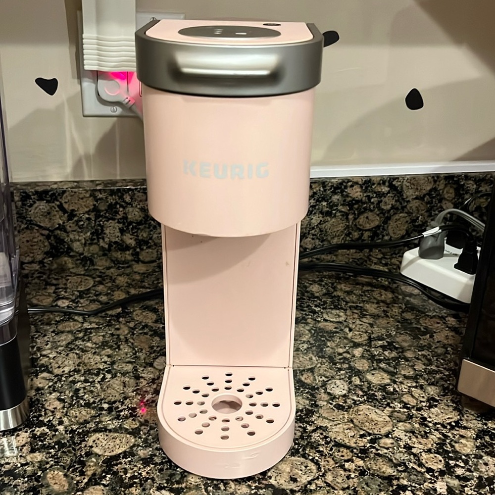 Keurig Pink Single Serve Coffee Maker